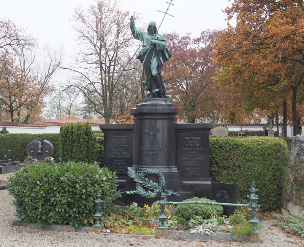 Grabmal der Familie Martin
